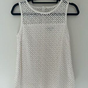 St. John White Textured Sleeveless Top and Matching Short